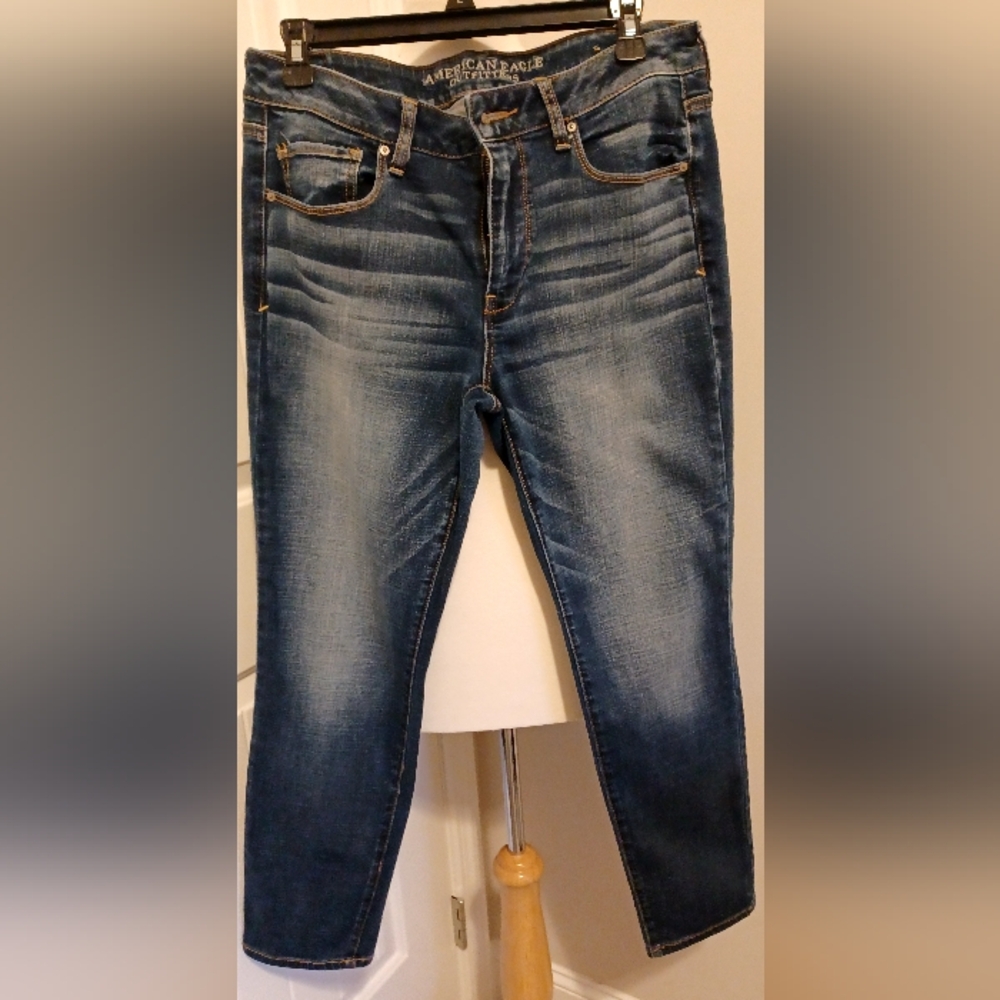 American Eagle Outfitters Women's Skinny Jeans - Dark Blue Wash Size 12 Short
